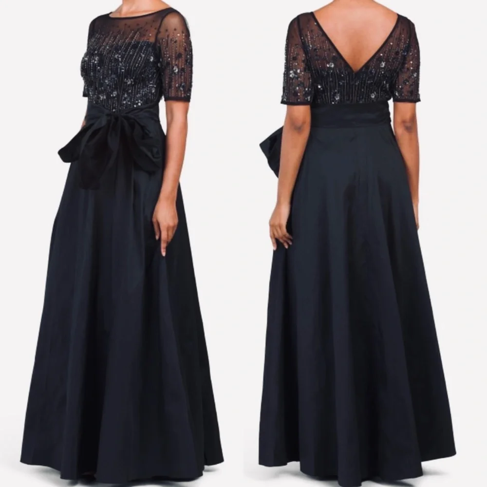 Adrianna Papell Women's Beaded Mesh and Taffeta Gown black
Size 8 - Picture 1 of 7